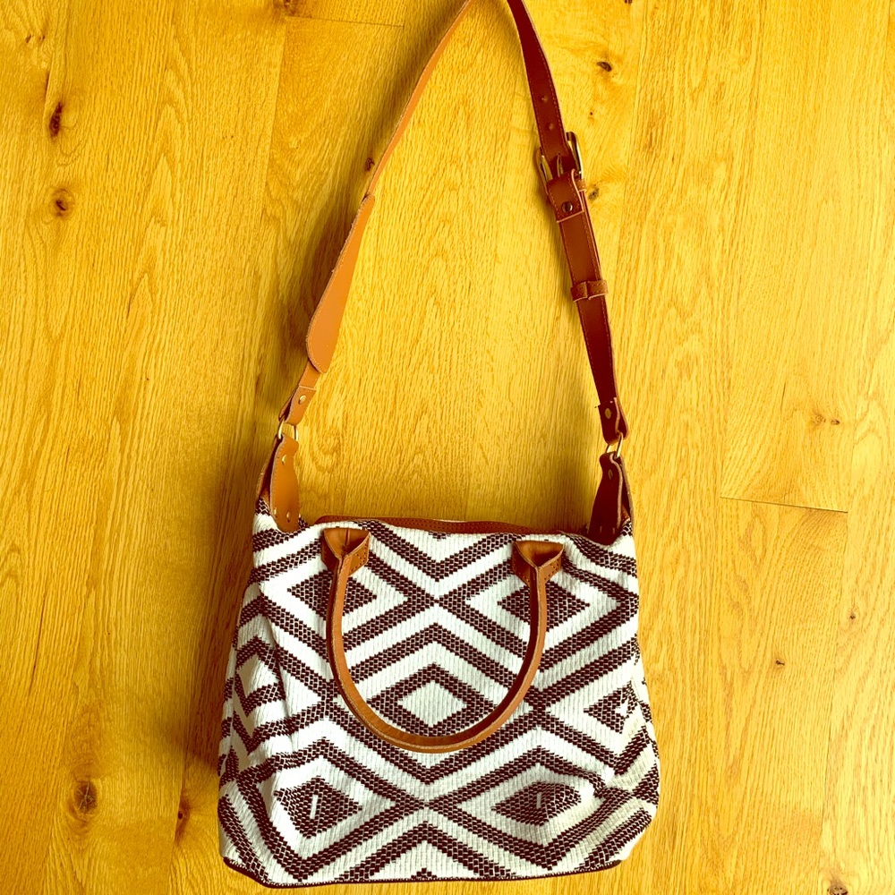RZ Tribe Alive Purse